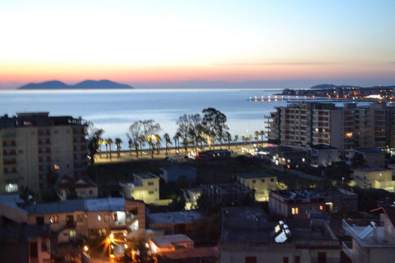 Seaview Penthouse 2 Bedrooms Apartment & Box Garage Vlorë Exterior foto